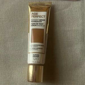 Age Perfect Radiant Serum Foundation #120 almond